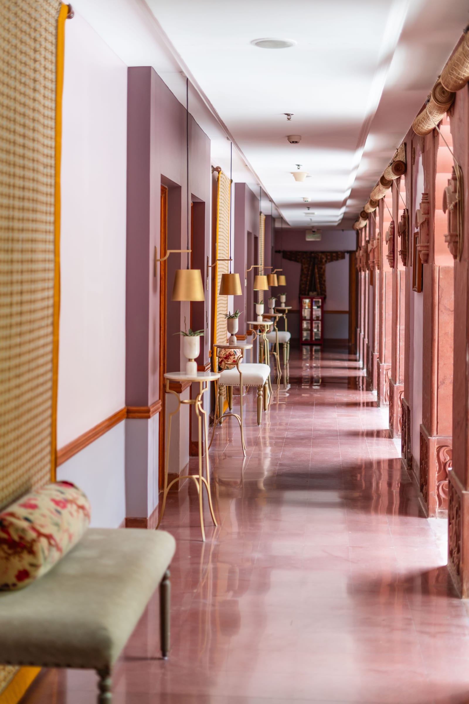 Luxury palace hotel suite in India